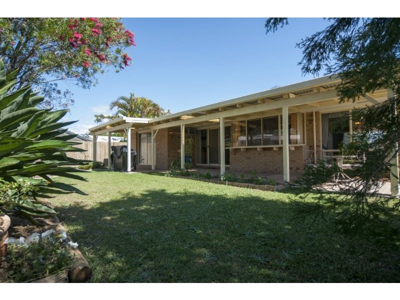 39 Clubhouse Drive, Arundel QLD 4214