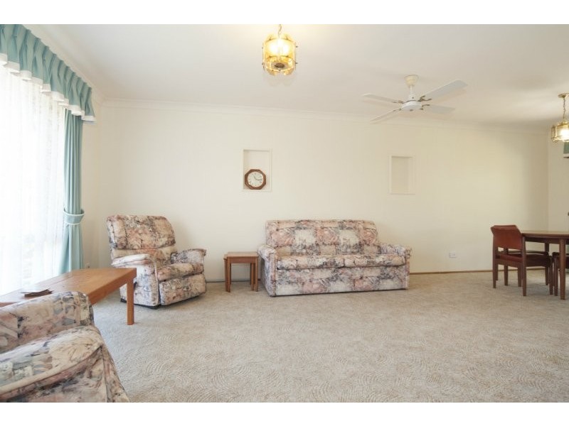 39 Clubhouse Drive, Arundel QLD 4214