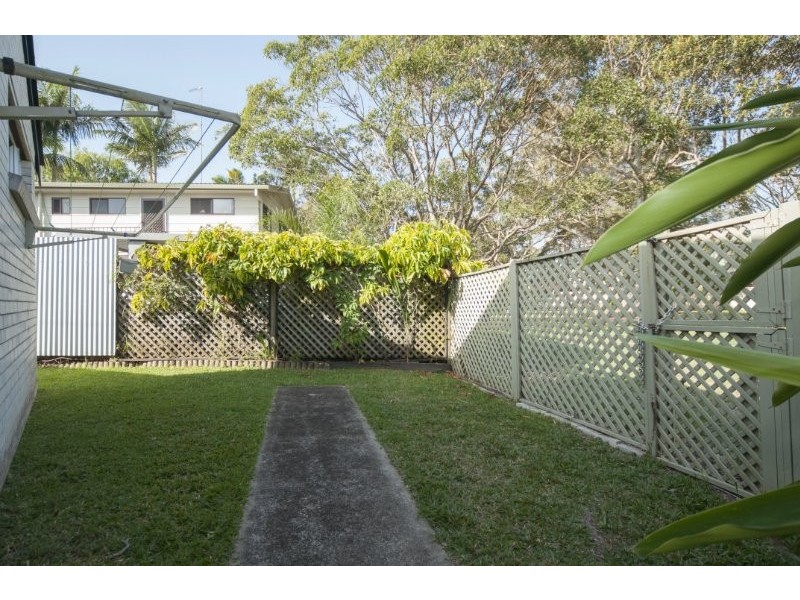 2/4 Ellen Street, Southport QLD 4215