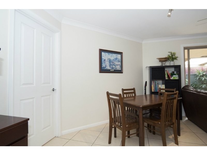 2 Putter Place, Arundel QLD 4214