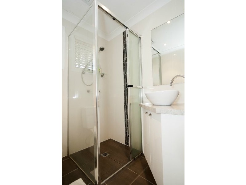 2 Putter Place, Arundel QLD 4214