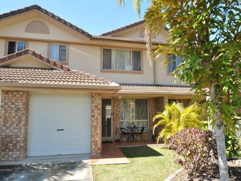 32/21 Usher Avenue, Labrador QLD 4215