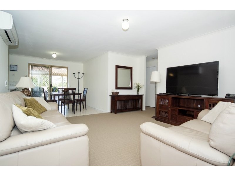 1/10 Orkney Place, Labrador QLD 4215