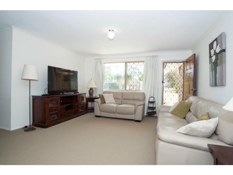 1/10 Orkney Place, Labrador QLD 4215