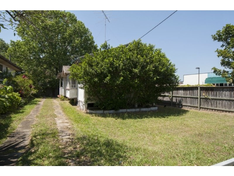 7 Turpin Road, Labrador QLD 4215