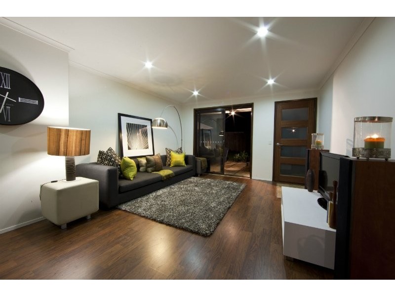 2/23 Botanical Drive, Labrador QLD 4215