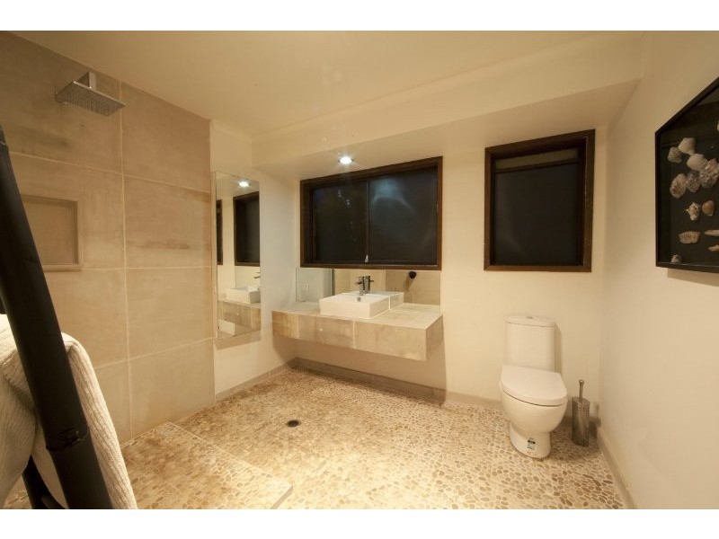 2/23 Botanical Drive, Labrador QLD 4215