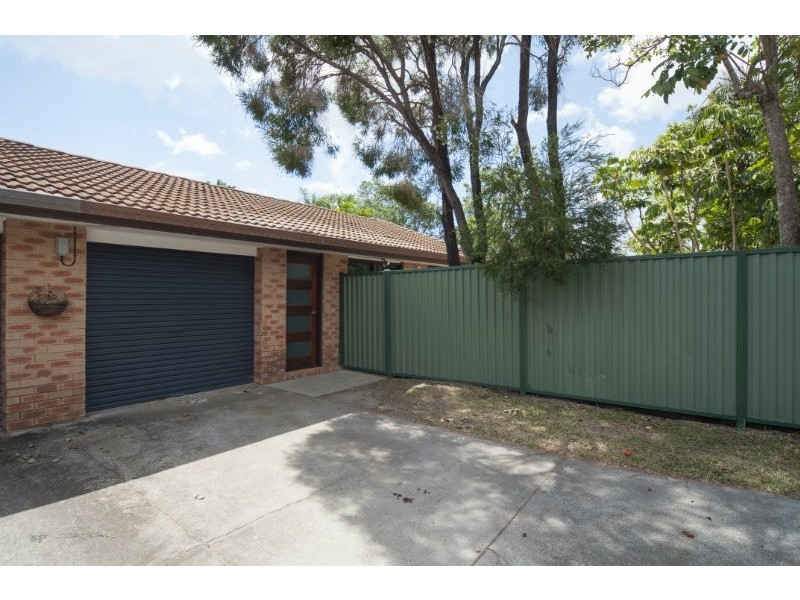 2/23 Botanical Drive, Labrador QLD 4215