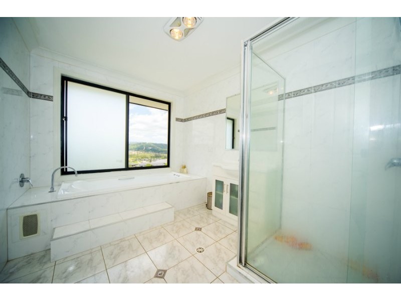 40 Salvado Drive, Pacific Pines QLD 4211