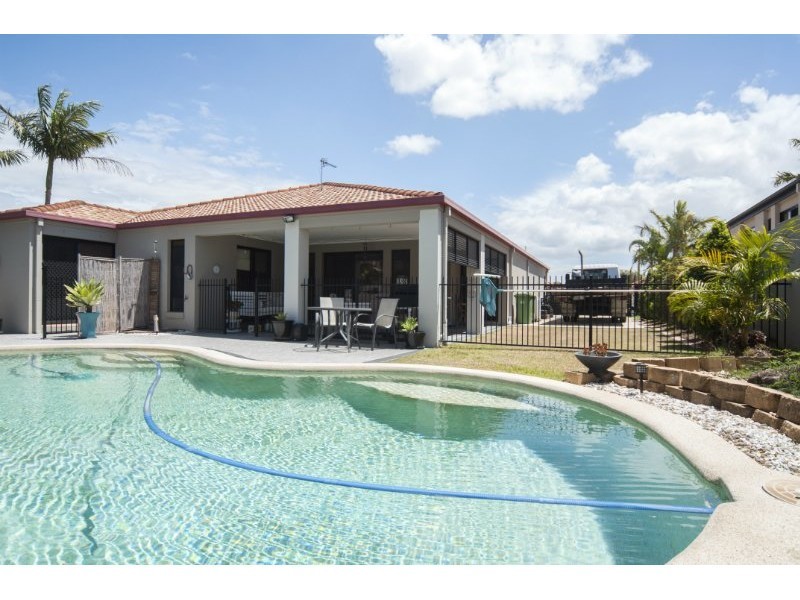 5 Orpington Court, Arundel QLD 4214