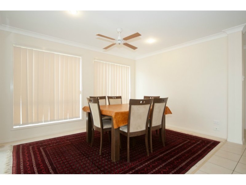 72 Tee Trees Boulevarde, Arundel QLD 4214