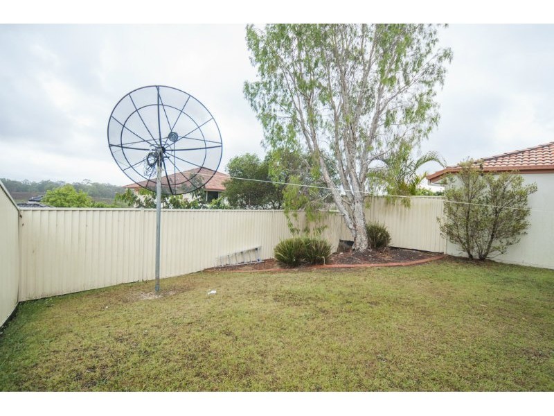 72 Tee Trees Boulevarde, Arundel QLD 4214