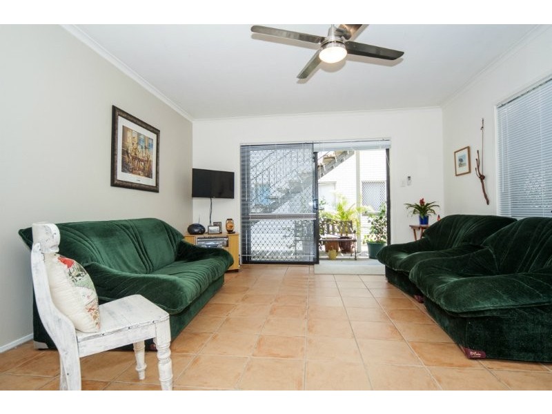 1/93 Queen Street, Southport QLD 4215