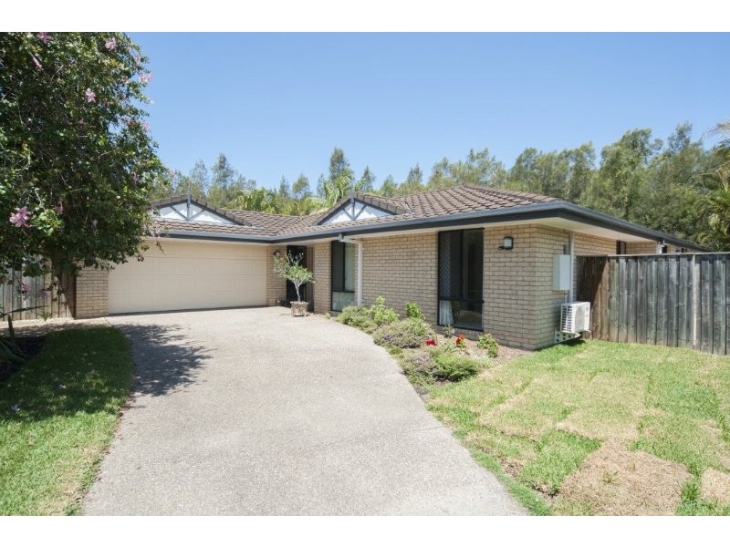 34 Urangan Court, Helensvale QLD 4212