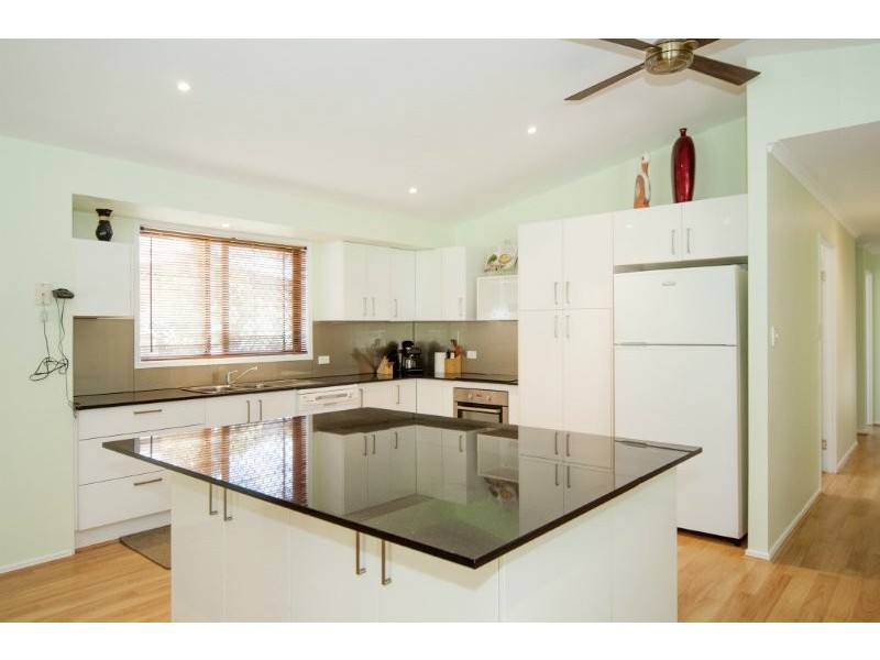 34 Urangan Court, Helensvale QLD 4212