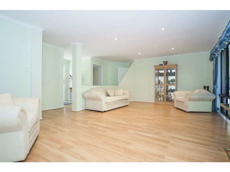 34 Urangan Court, Helensvale QLD 4212