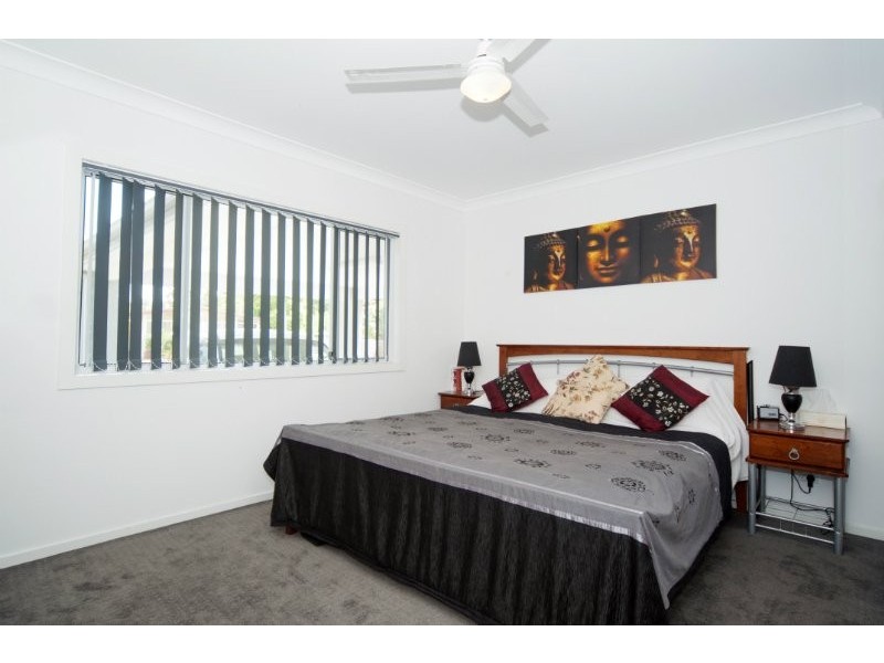 17 Gordon Street, Labrador QLD 4215