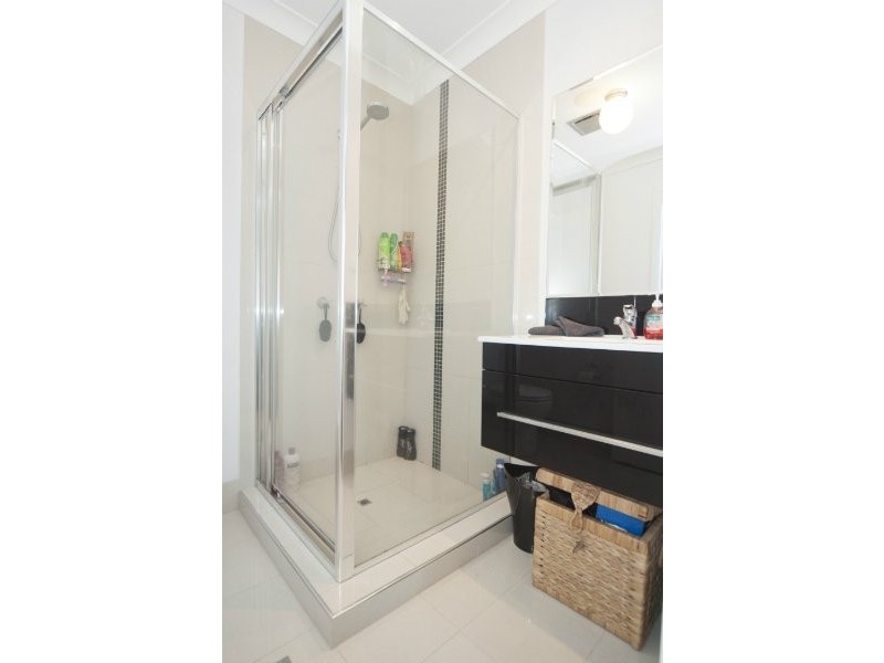 17 Gordon Street, Labrador QLD 4215