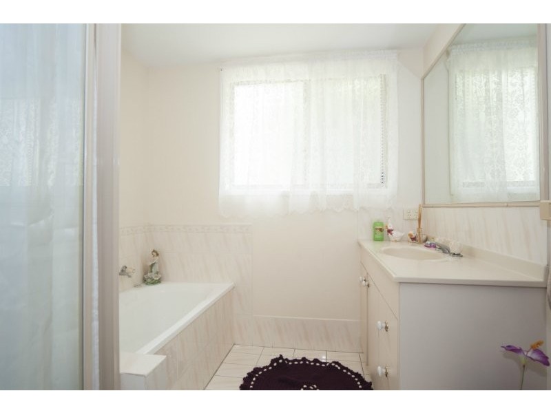 6 Coen Place, Helensvale QLD 4212