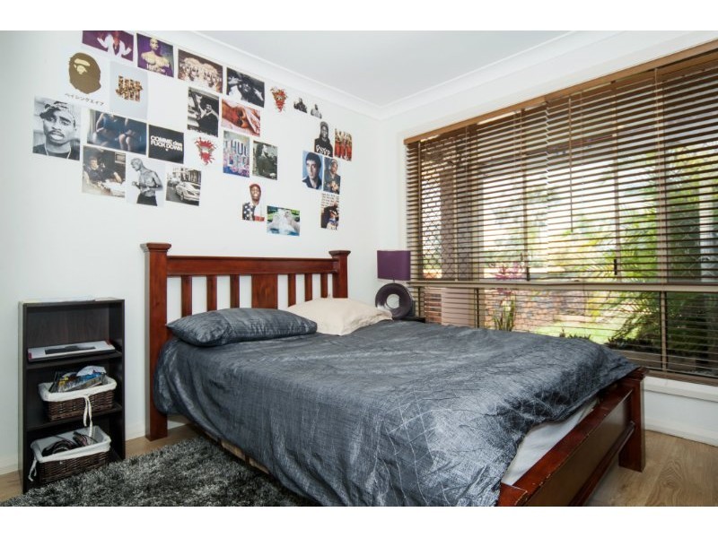 8 Footscray Court, Arundel QLD 4214