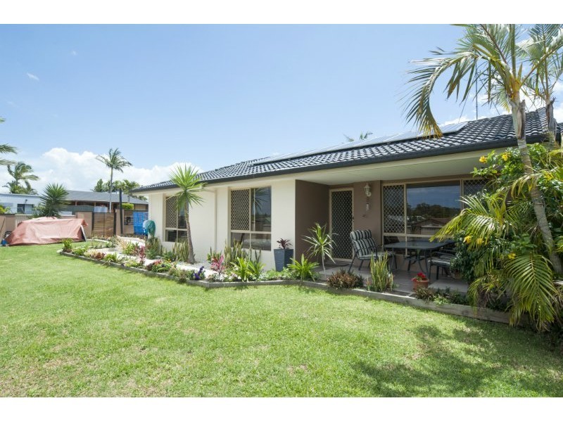 8 Footscray Court, Arundel QLD 4214