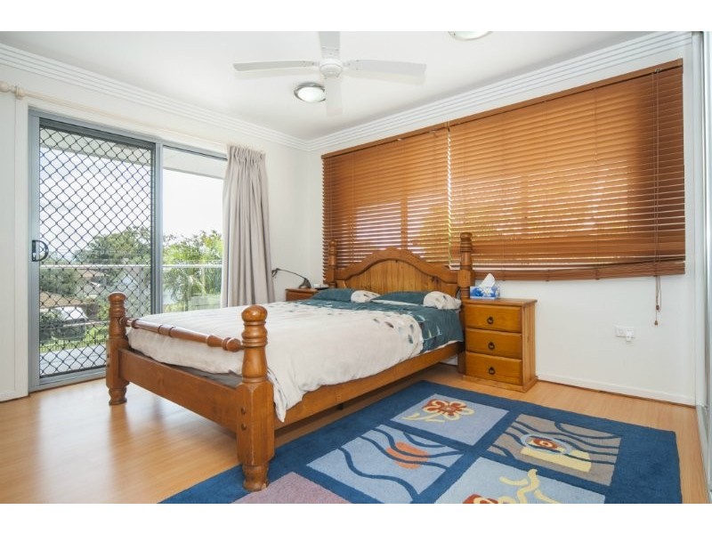 13 Clifton Street, Biggera Waters QLD 4216