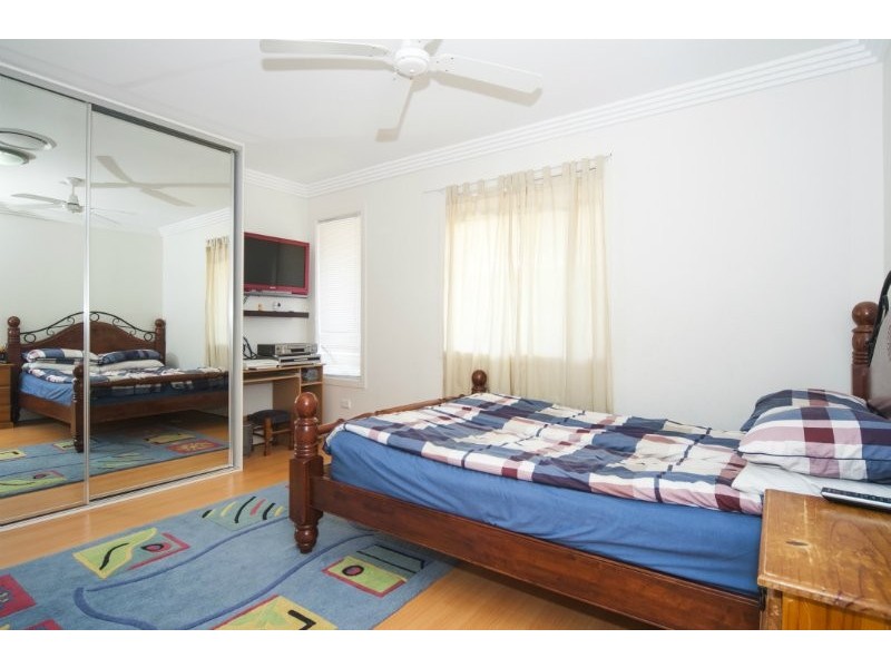 13 Clifton Street, Biggera Waters QLD 4216