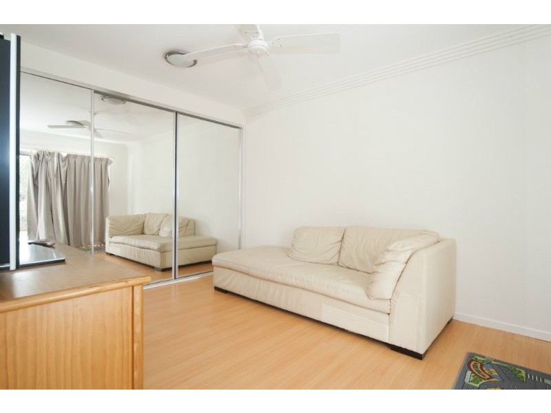 13 Clifton Street, Biggera Waters QLD 4216