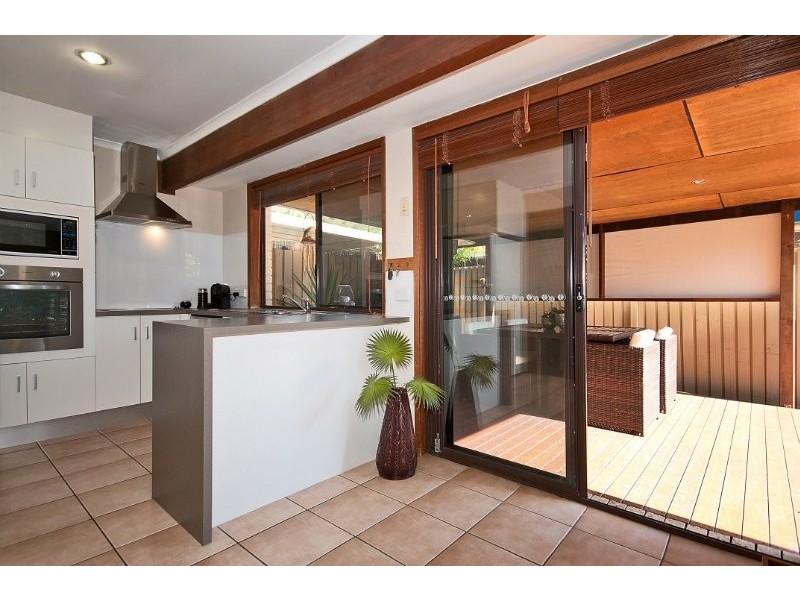 1/15 Morinda Way, Labrador QLD 4215