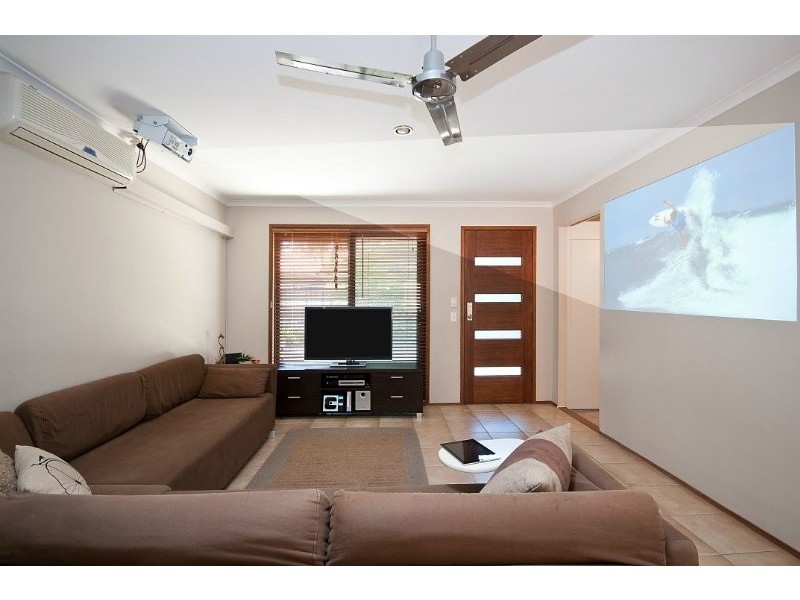 1/15 Morinda Way, Labrador QLD 4215