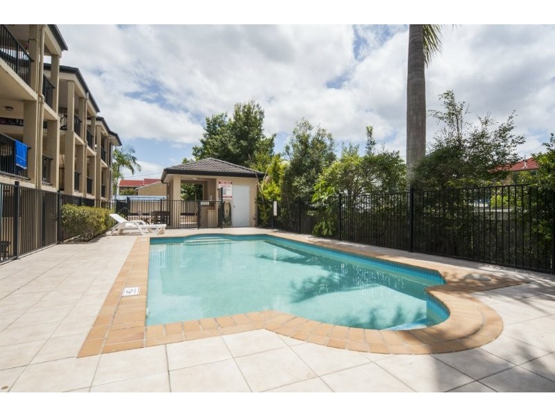 1/3 Tate Street, Southport QLD 4215