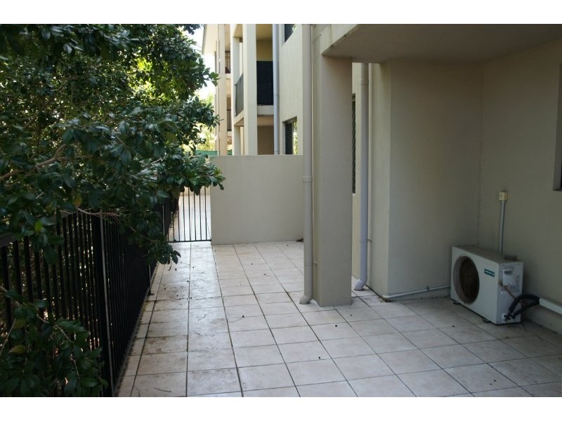 1/3 Tate Street, Southport QLD 4215