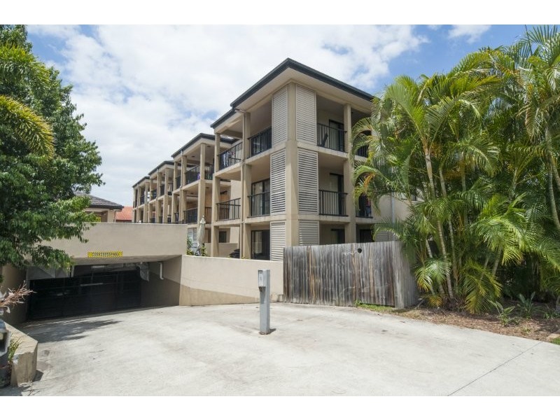 1/3 Tate Street, Southport QLD 4215