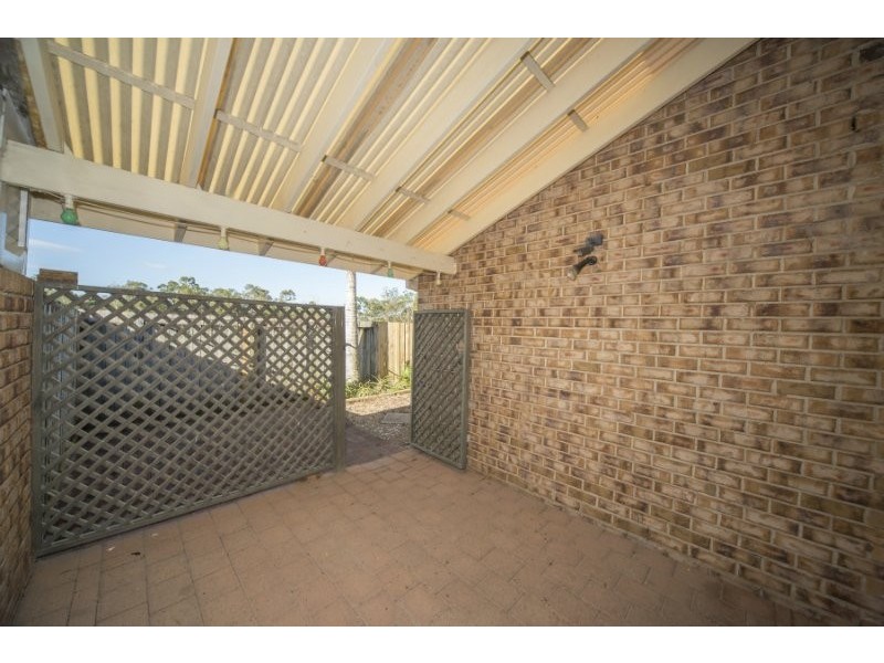 2/13 Jannie Court, Labrador QLD 4215