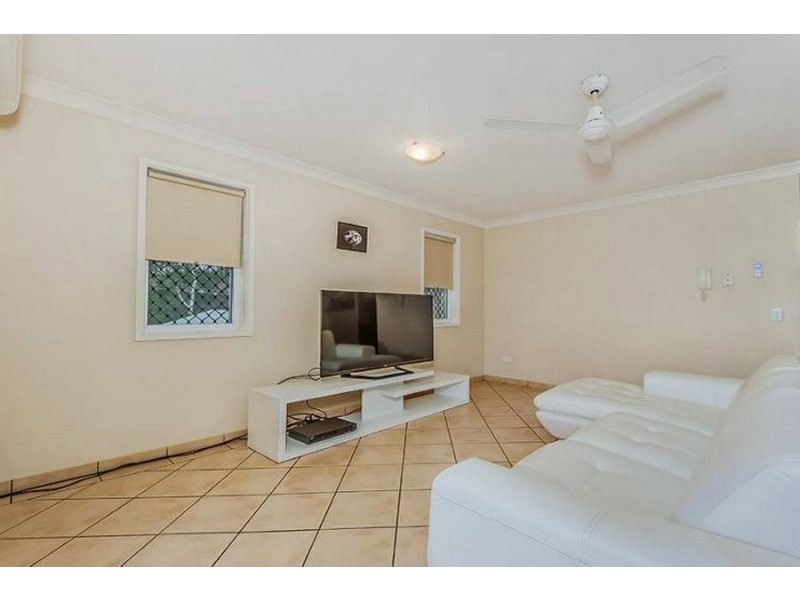 36/16 Sykes Court, Southport QLD 4215