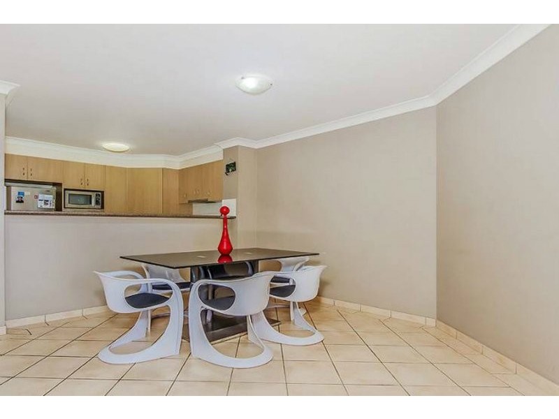 36/16 Sykes Court, Southport QLD 4215