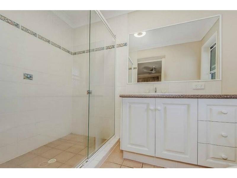 36/16 Sykes Court, Southport QLD 4215