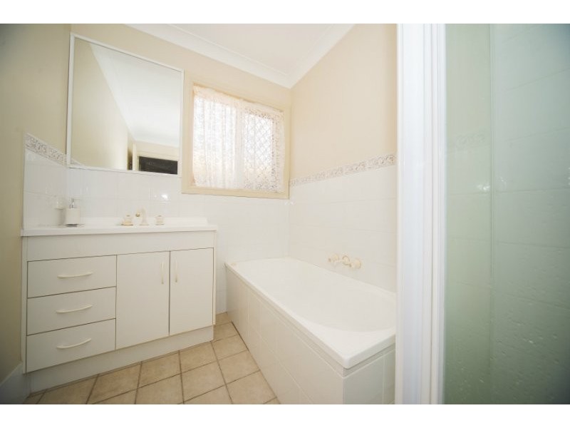 1/7 Middle Street, Labrador QLD 4215