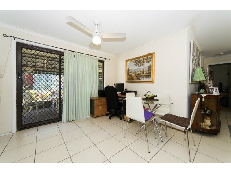 53 Woomera Crescent, Southport QLD 4215