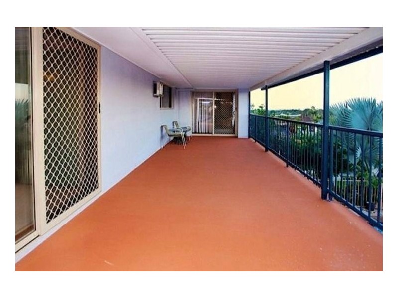 17 Carrumbella Drive, Arundel QLD 4214