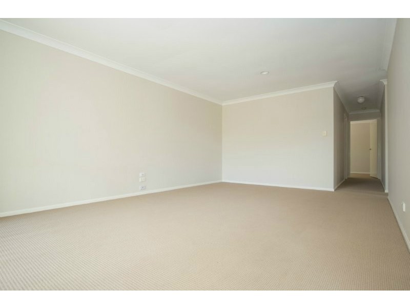 1/9 Clovelly Place, Labrador QLD 4215