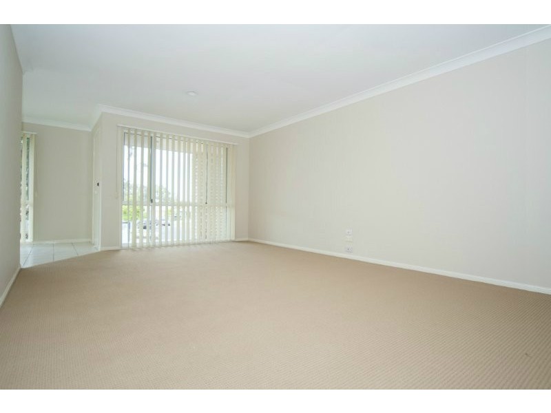 1/9 Clovelly Place, Labrador QLD 4215