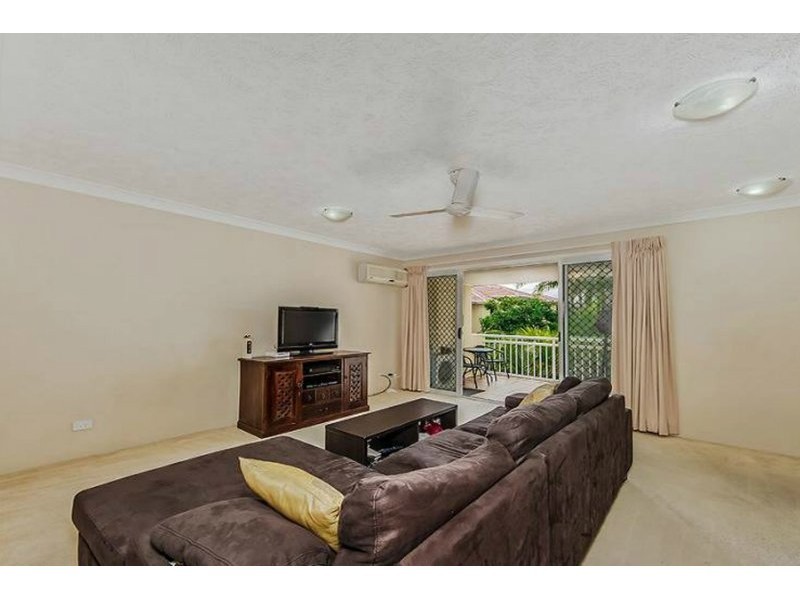 30/16 Sykes Court, Southport QLD 4215