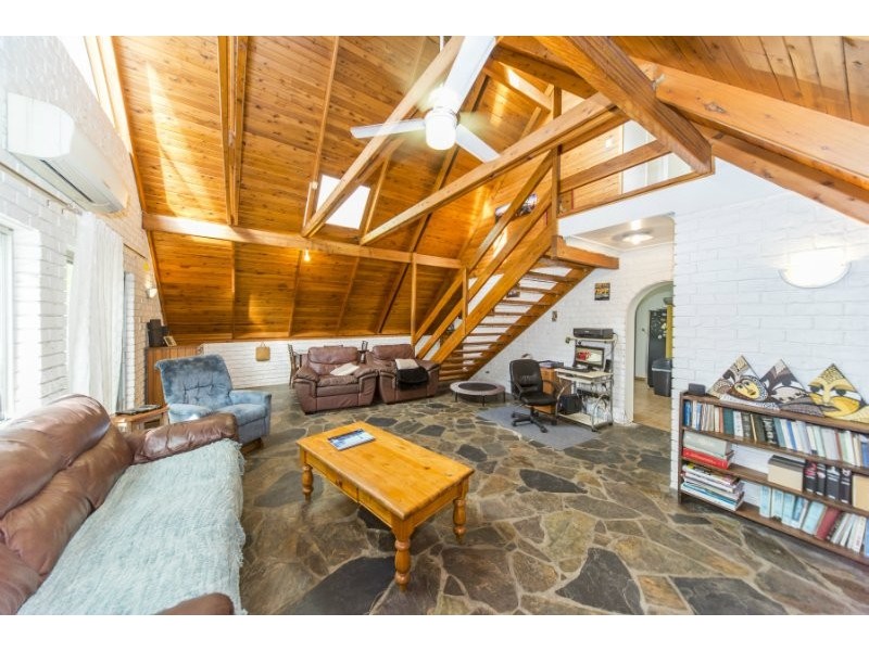 30 Preston Place, Helensvale QLD 4212