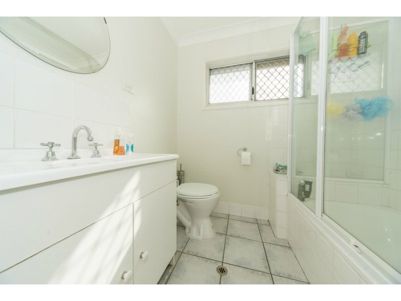 30 Preston Place, Helensvale QLD 4212