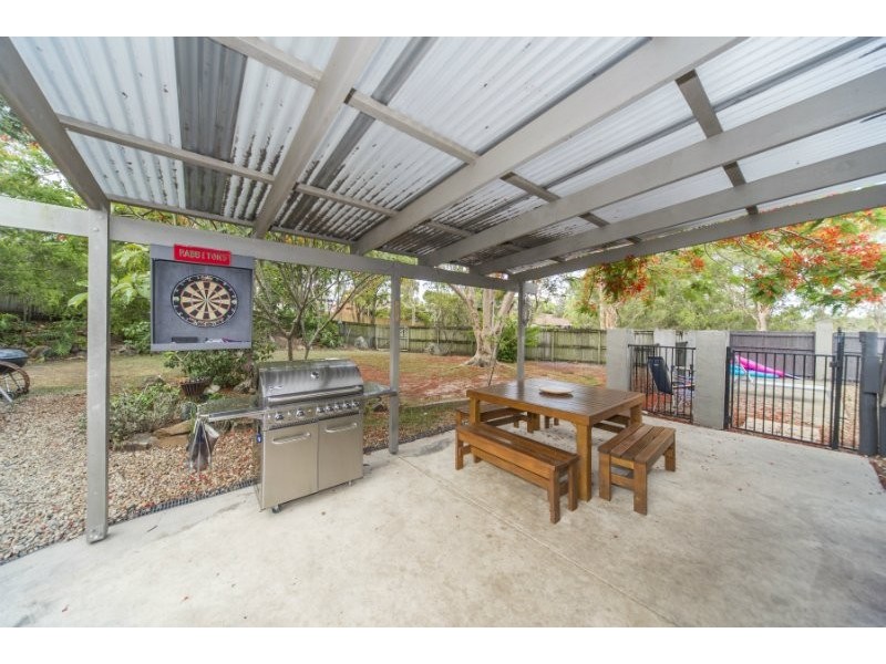 30 Preston Place, Helensvale QLD 4212