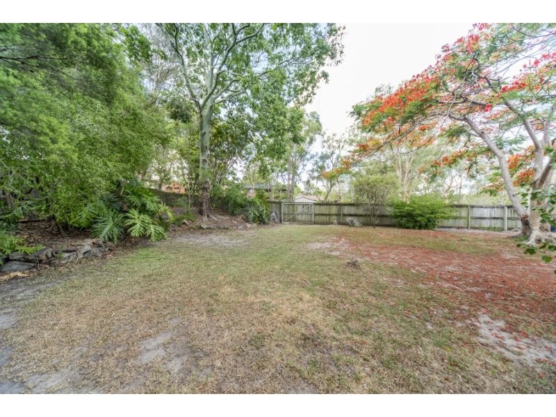 30 Preston Place, Helensvale QLD 4212