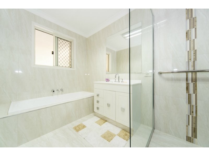 39 Driftwood Place, Parkwood QLD 4214