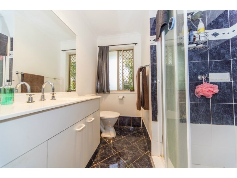14 Ballybunion Drive, Parkwood QLD 4214
