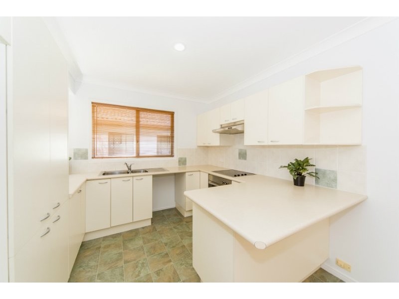 1/13 Hilltop Street, Labrador QLD 4215